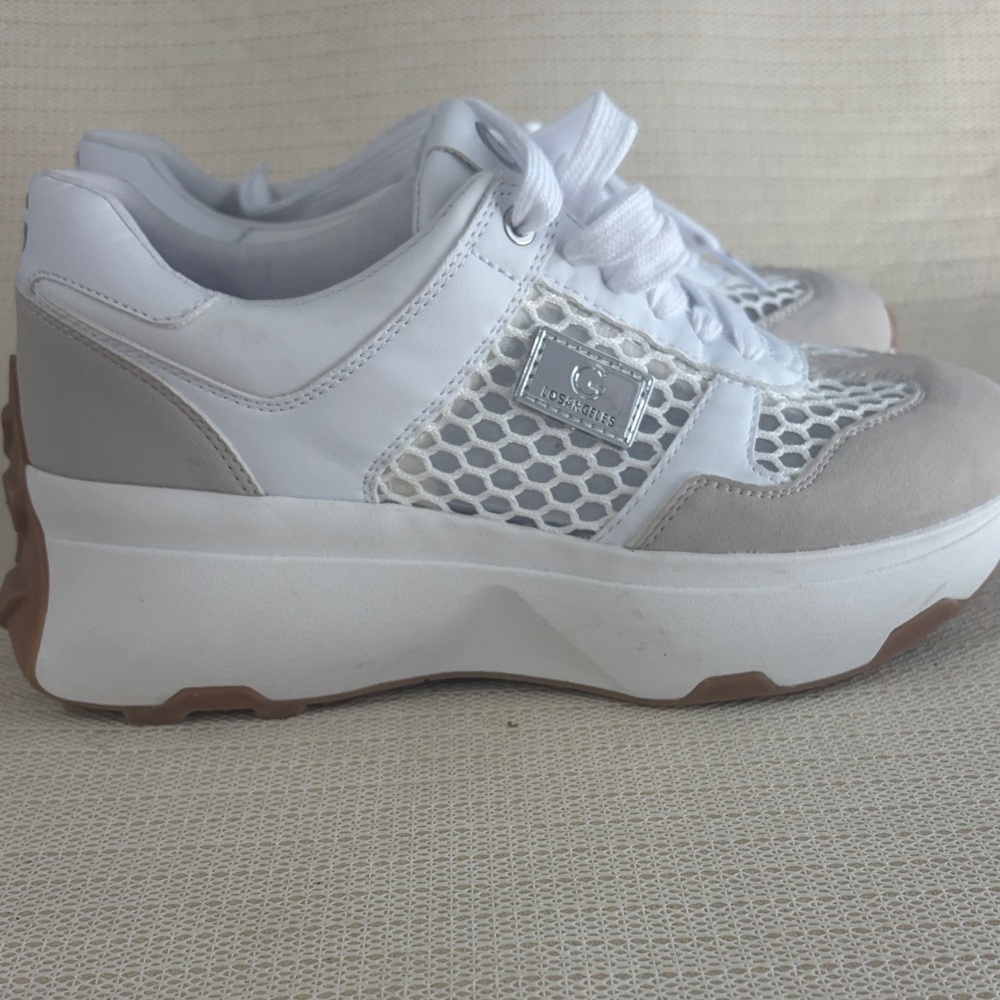 Chic White and Gray Women's Sneakers